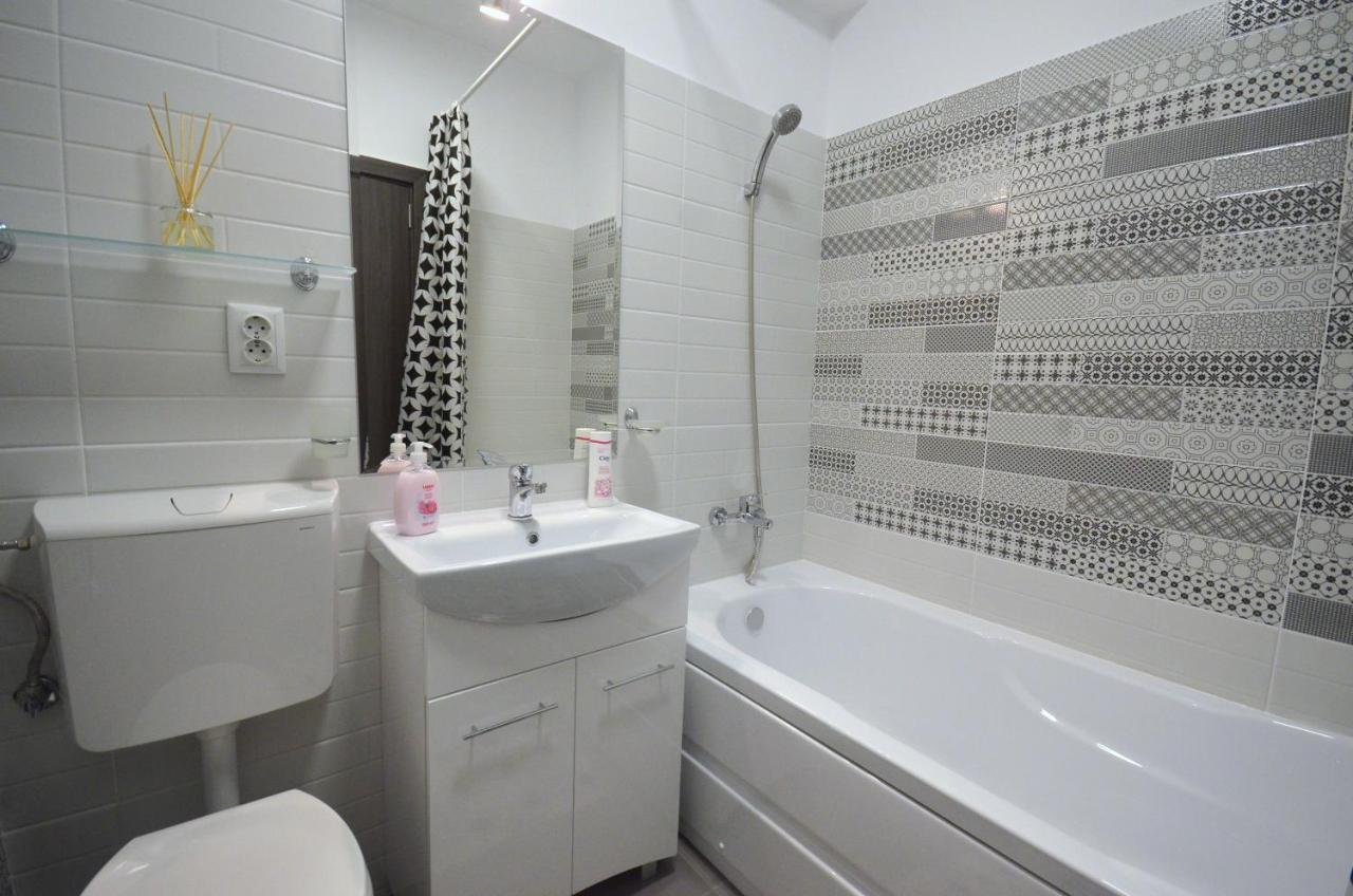 Rya Home 1 Бухарест Экстерьер фото